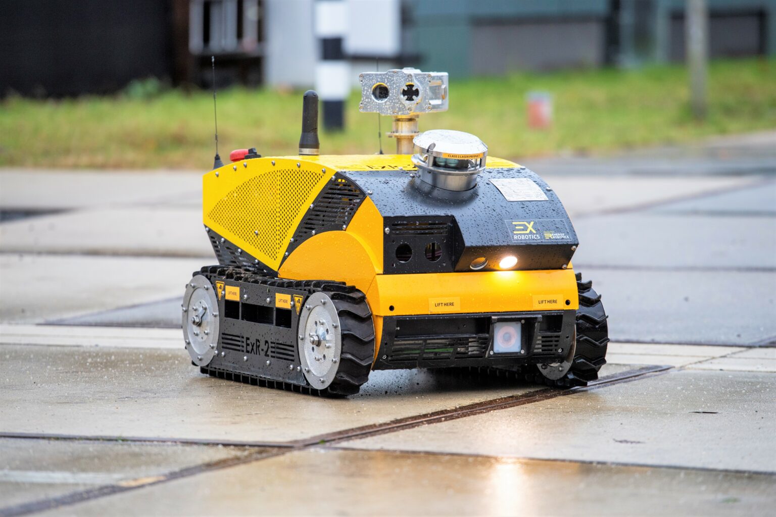 Retrospect: research robot in hazardous environment - Do IoT Fieldlab